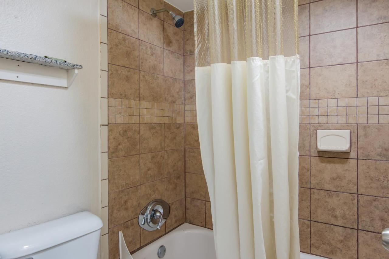 Rodeway Inn Broken Bow-Hochatown Ngoại thất bức ảnh