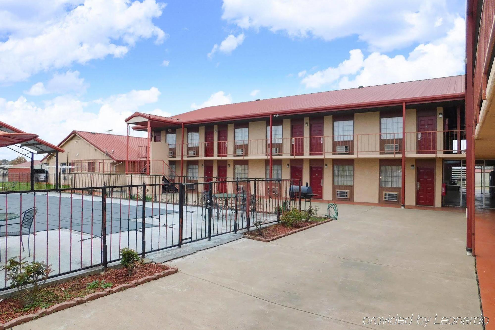 Rodeway Inn Broken Bow-Hochatown Ngoại thất bức ảnh